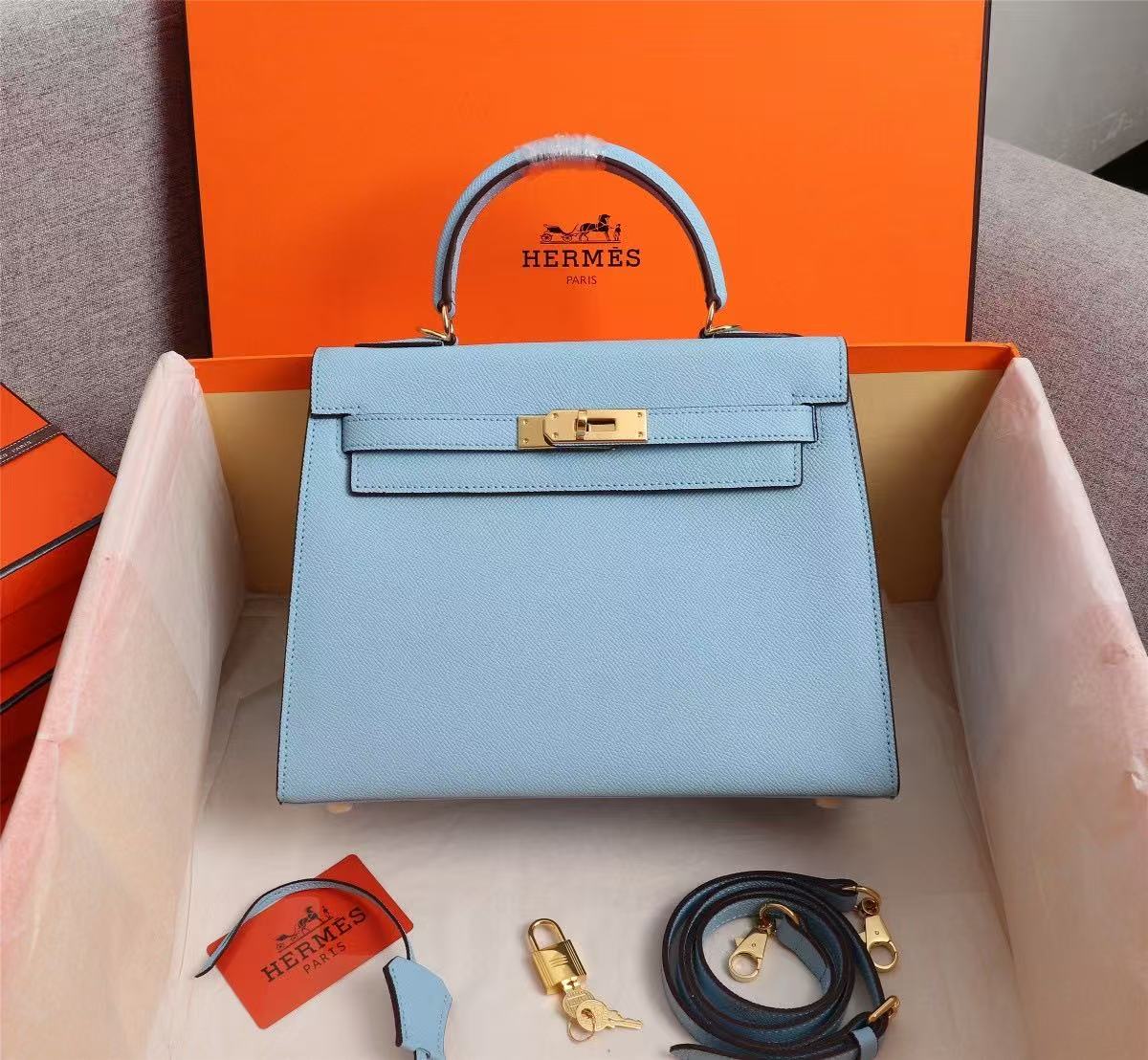 Kelly 25 Bleu Céleste Epsom