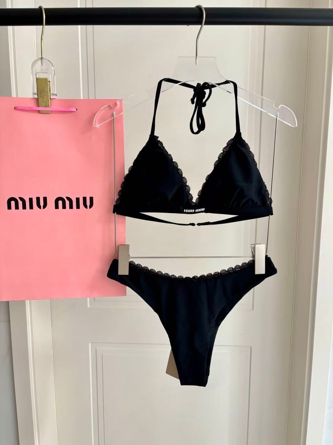 Bikini-Set mit Besticktem Saum Schwarz
