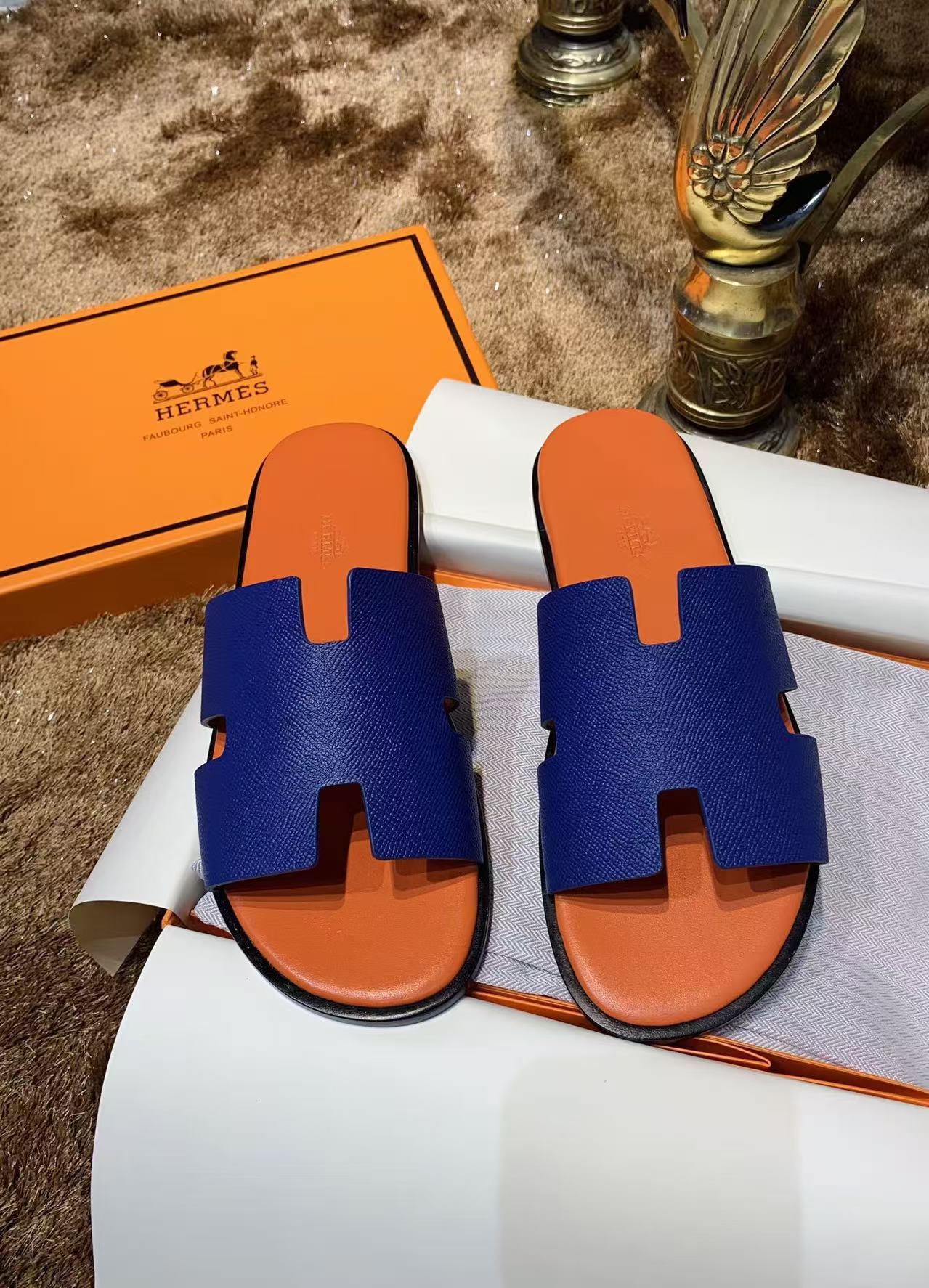 Herren-Sandalen Izmir aus blauem und orangem Epsom-Leder