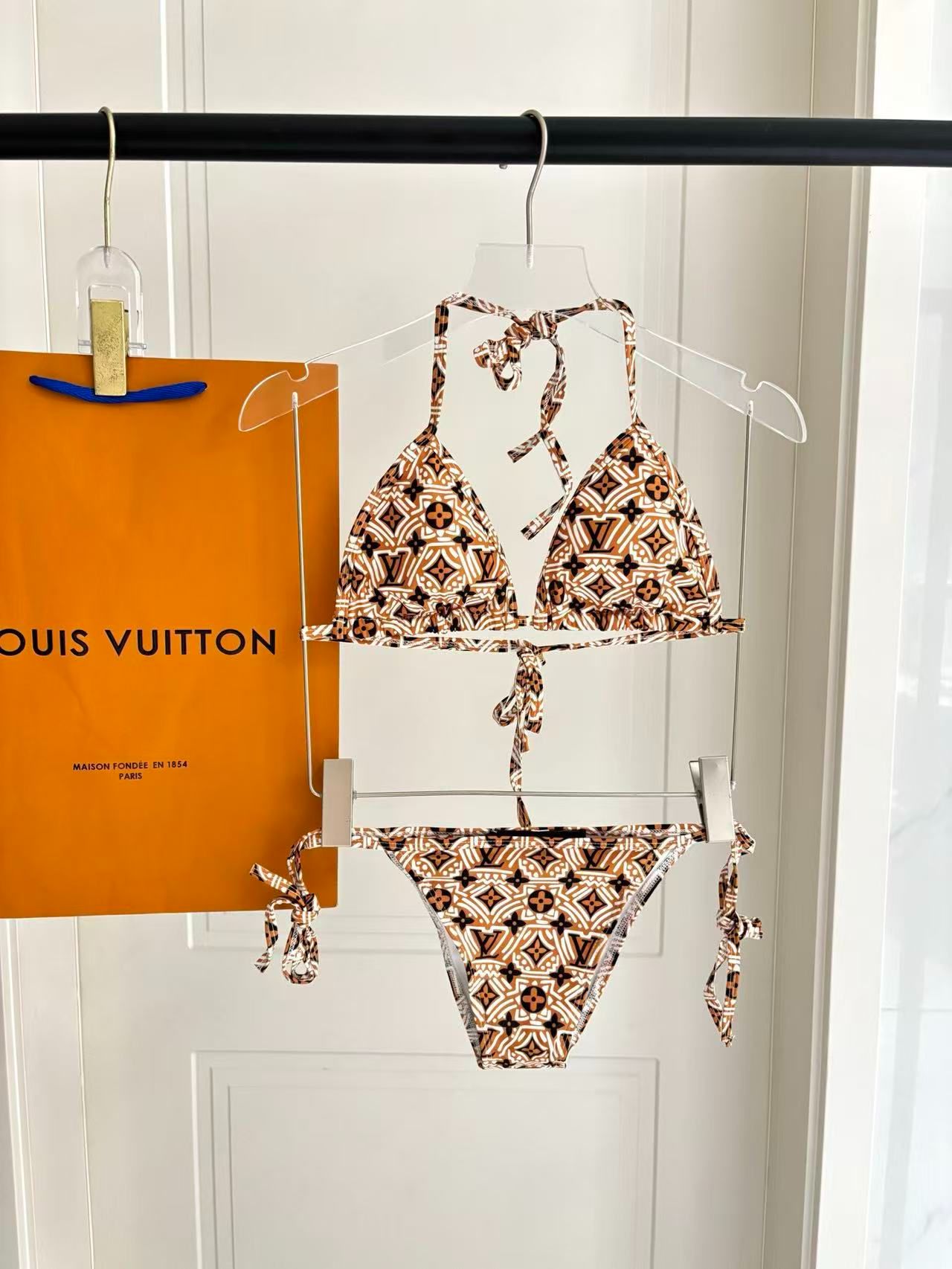Geometric Monogram Print Bikini Braun