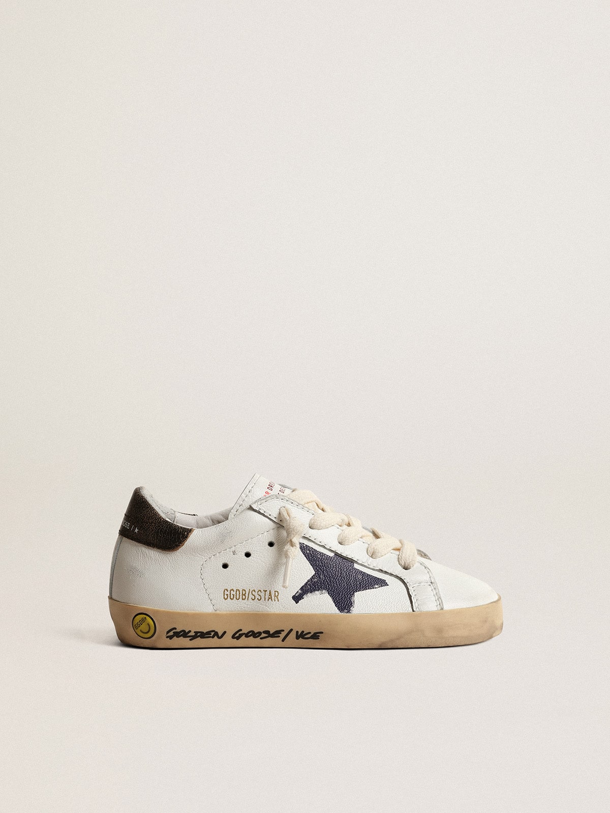 Super-Star Young in nappa leather with printed star and black heel