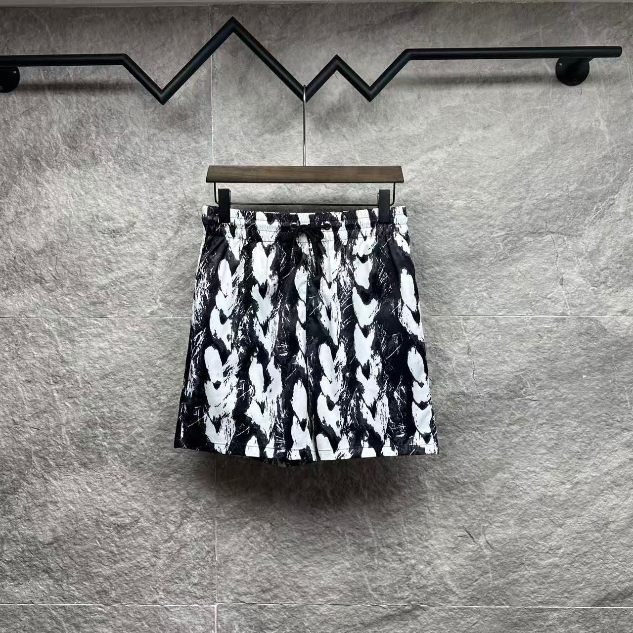 Badehose mit abstraktem Grafik-Print