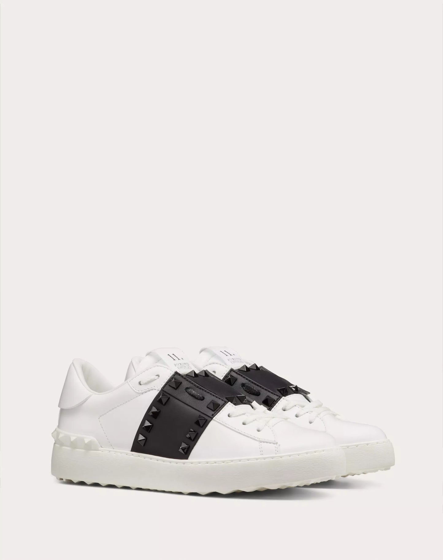 Sneaker VLTN Rockstud Open aus Leder