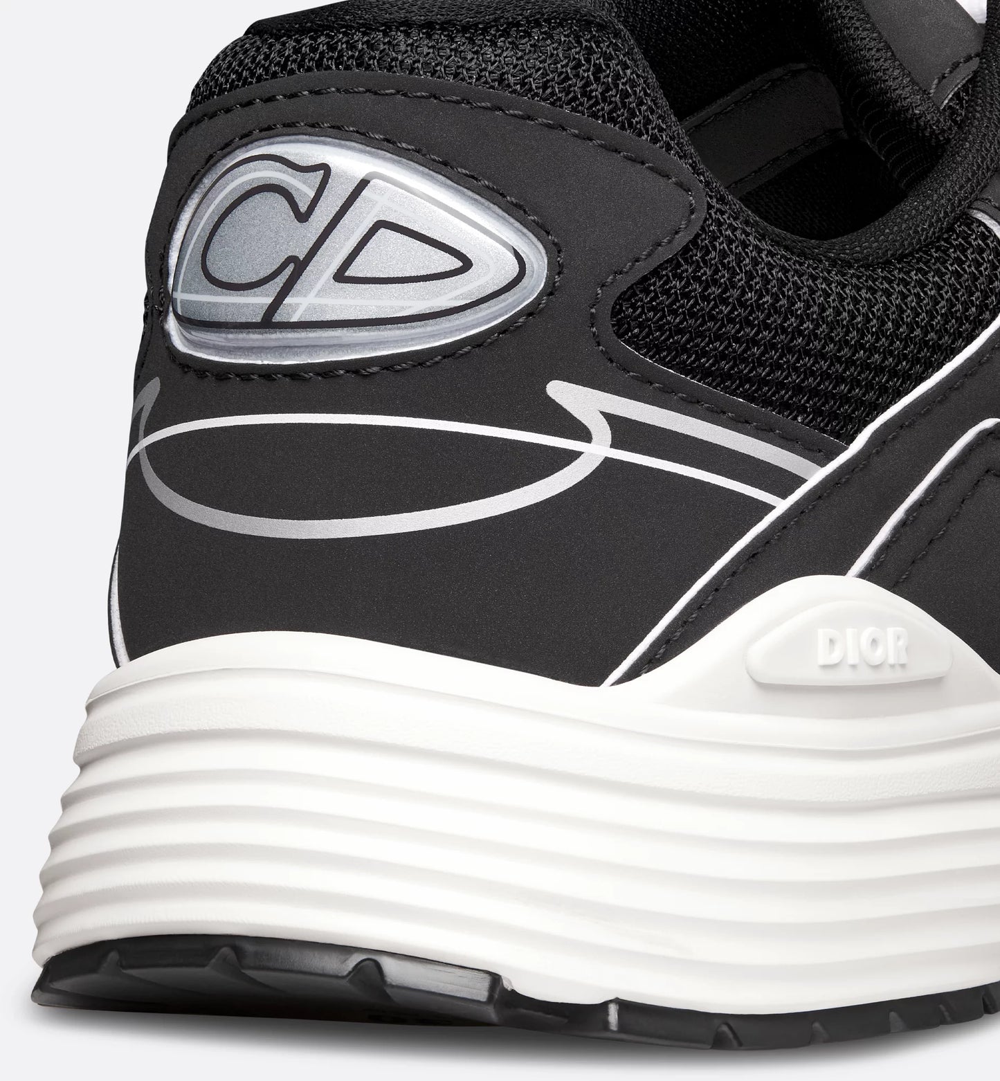 B30 Black/White