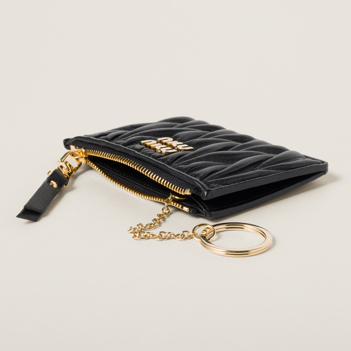 Quilted card case made of matelassed nappa leather in black