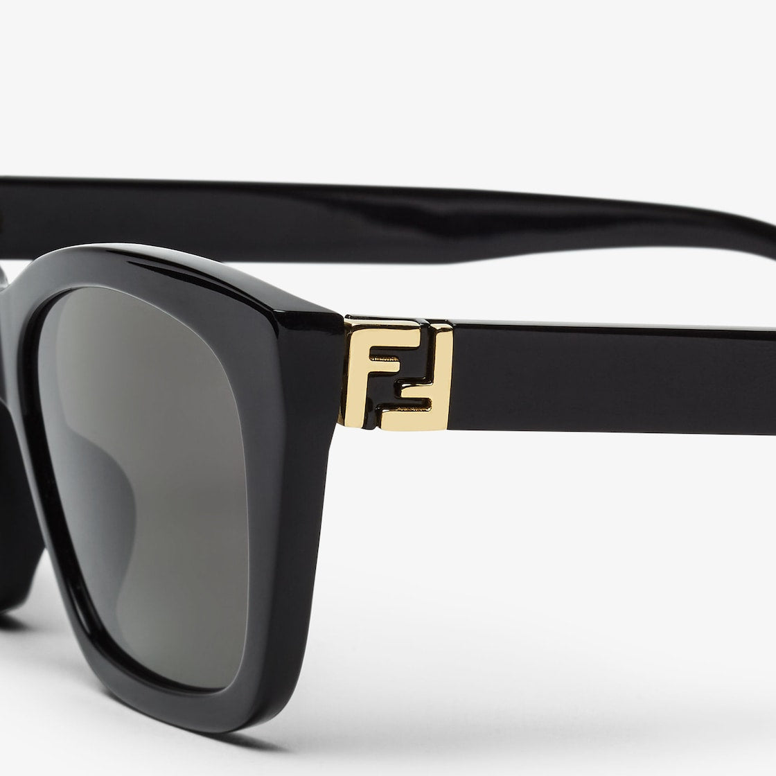 Forever Cat-Eye Sonnenbrille aus schwarzem Acetat für Damen