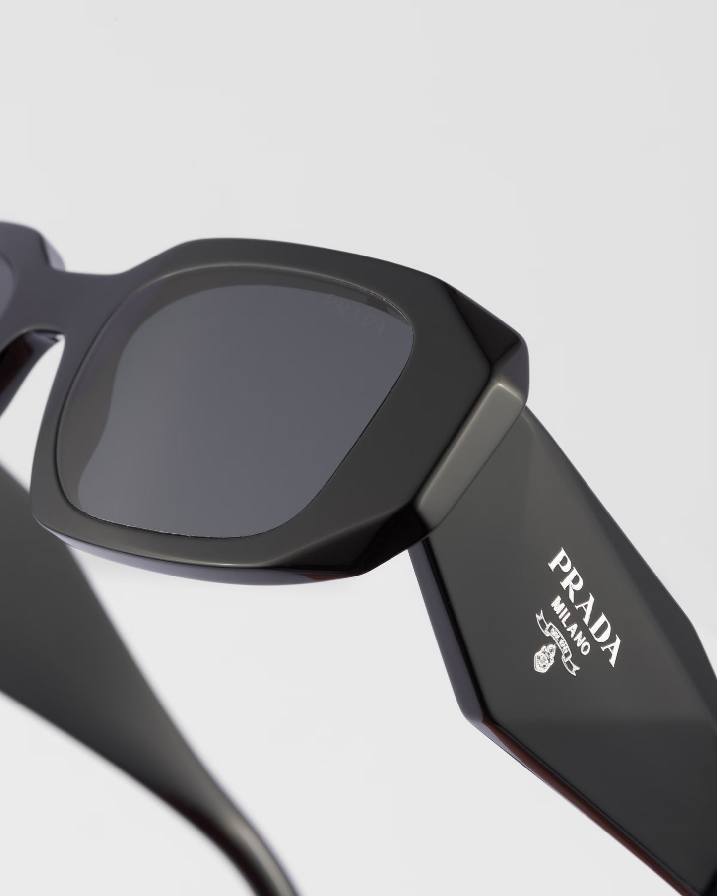 Geometrische Sonnenbrille PP Symbole Schwarz