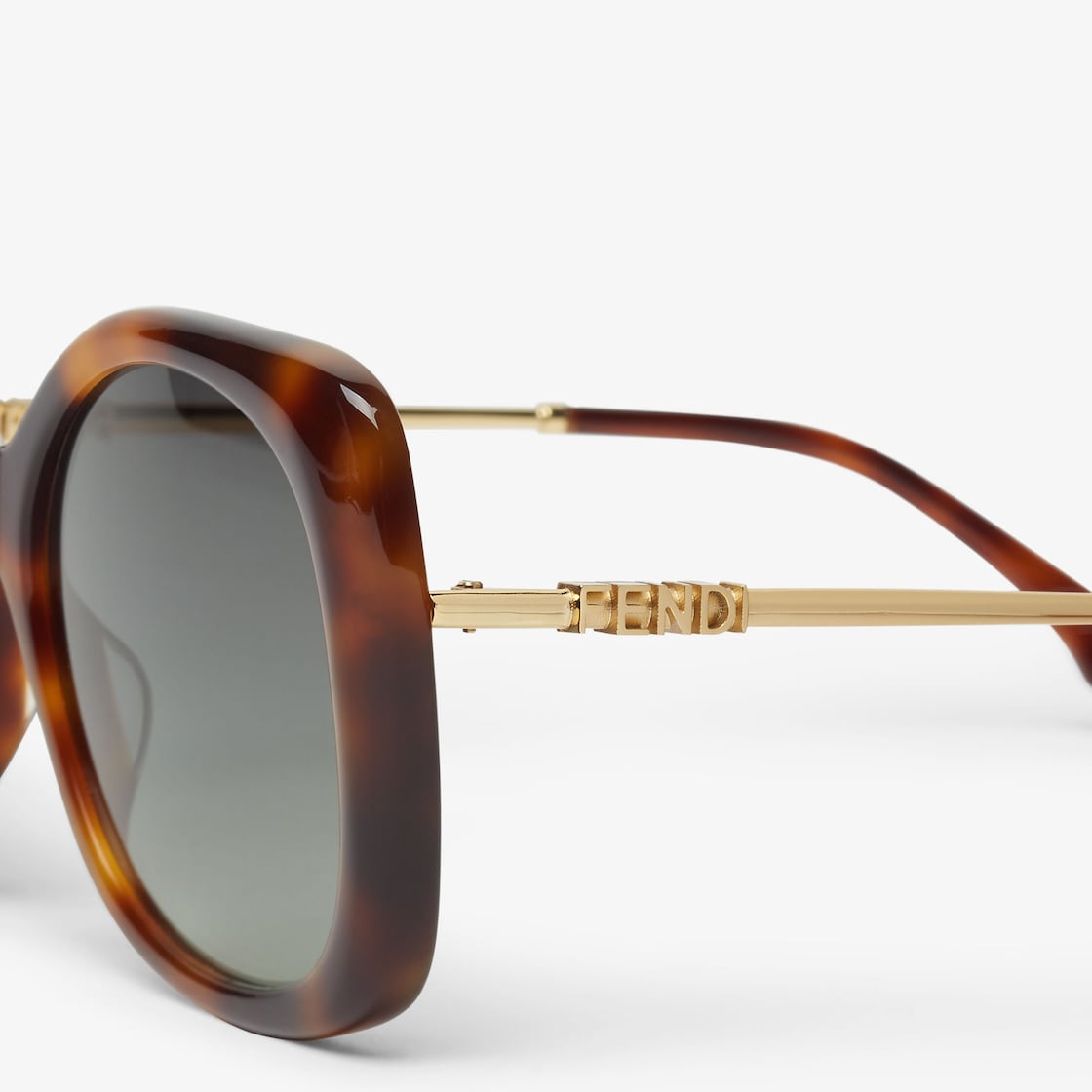Sunglasses in acetate Havana and gold metal for women