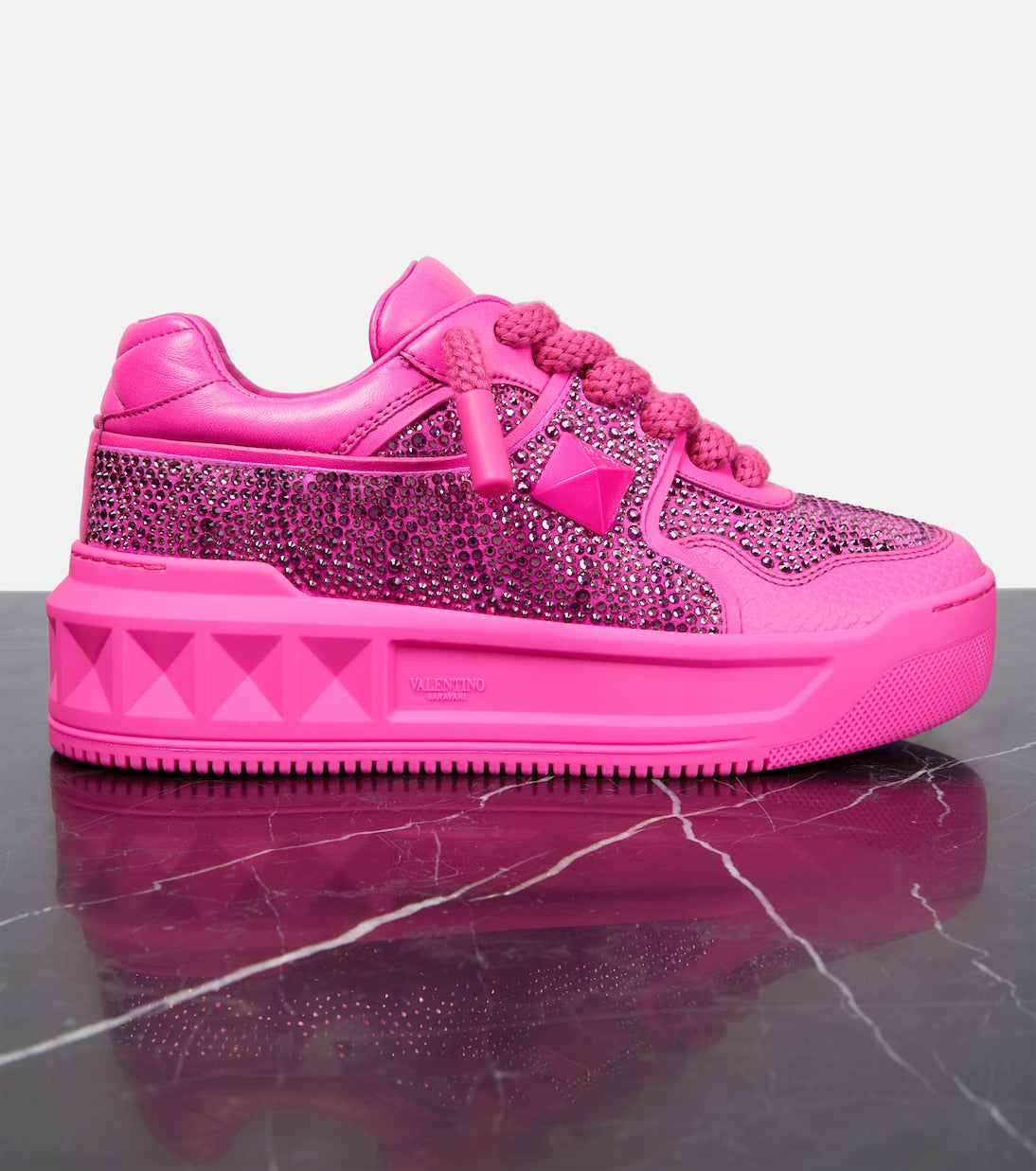 VLTN Sneaker aus Leder One Stud XL Magenta