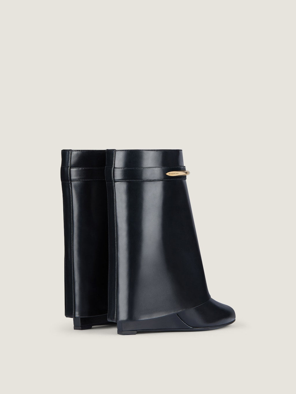 Shark-Stiefeletten aus schwarzem Leder