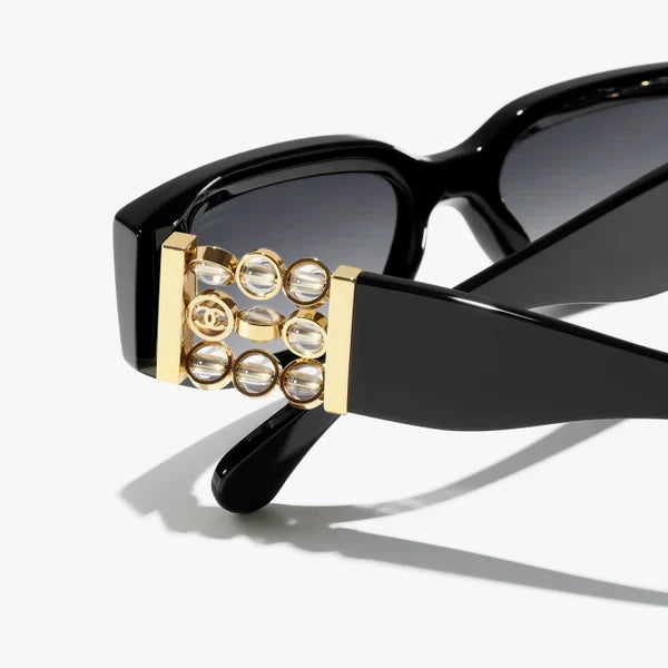 Oval Sunglasses Black