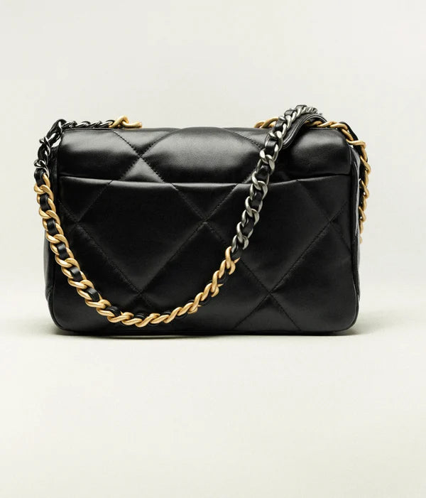 CHANEL 19 Tasche Schwarz