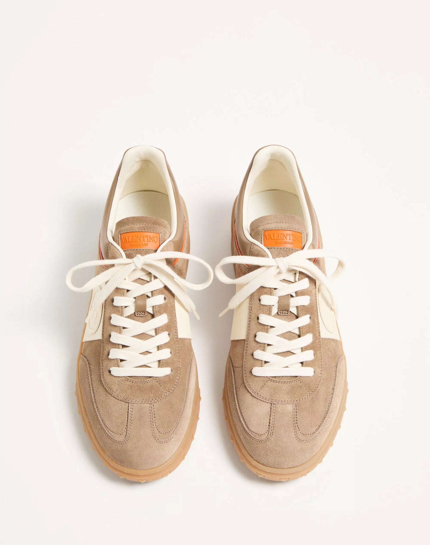 Low-Top Sneaker Upvillage aus Veloursleder Khaki/Elfenbein