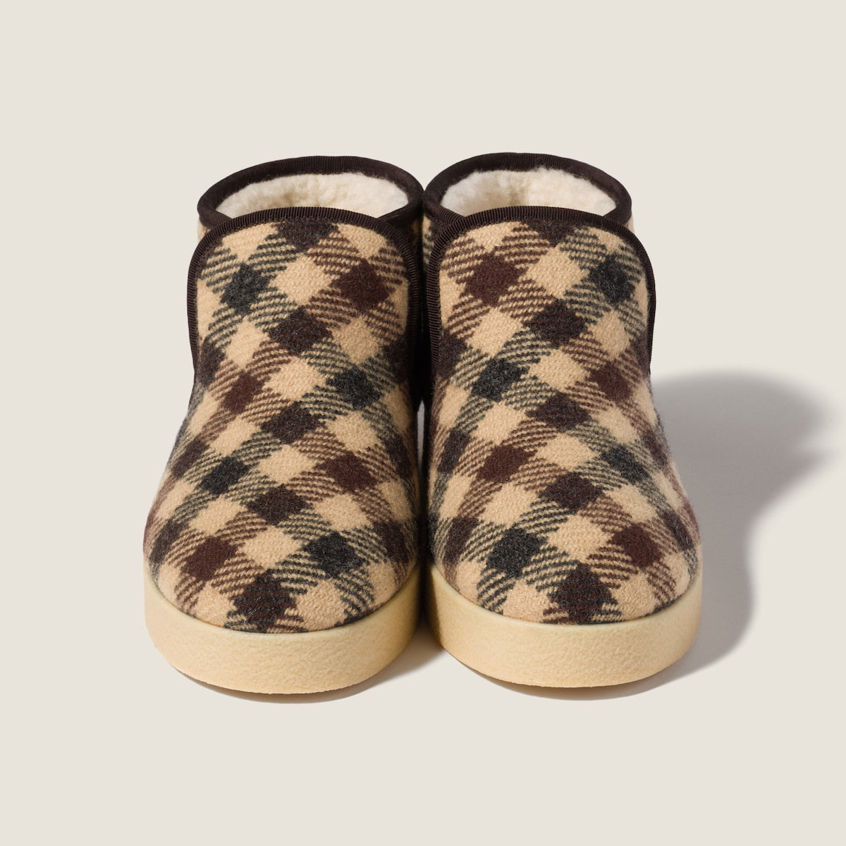 Stiefeletten aus Wolle und Lammfell in Kamel/Blau