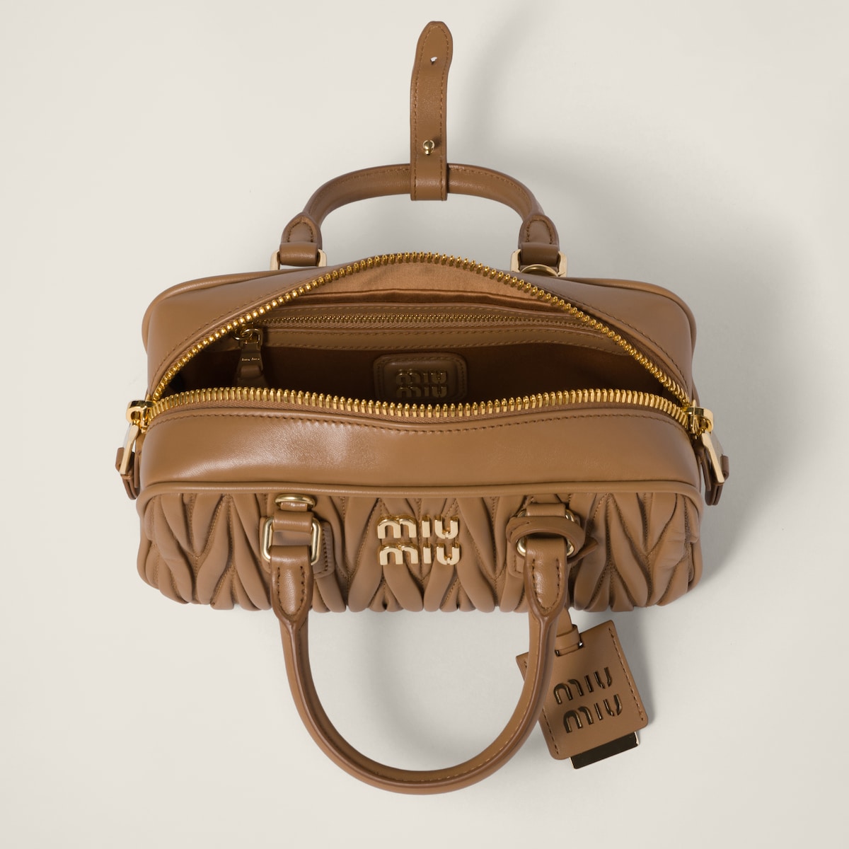 Arcadie Tasche regulär aus matelassiertem Nappaleder in Karamell
