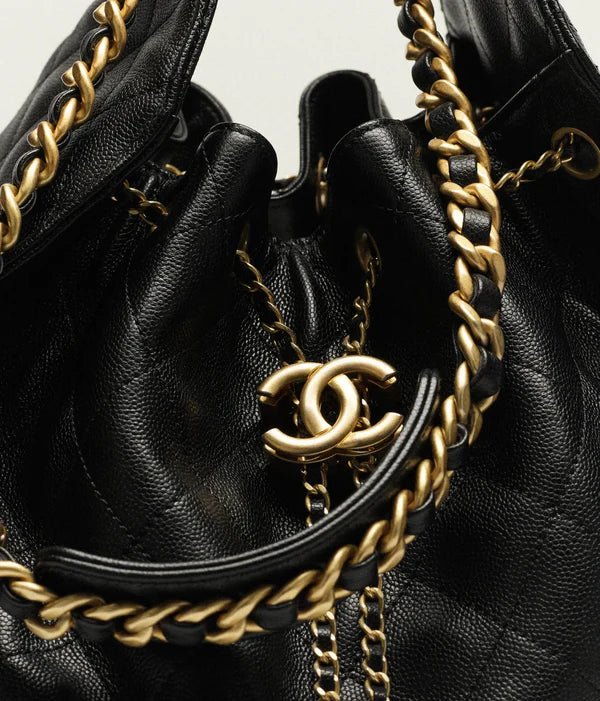 CHANEL 25 Mittelgroße Tasche Schwarz