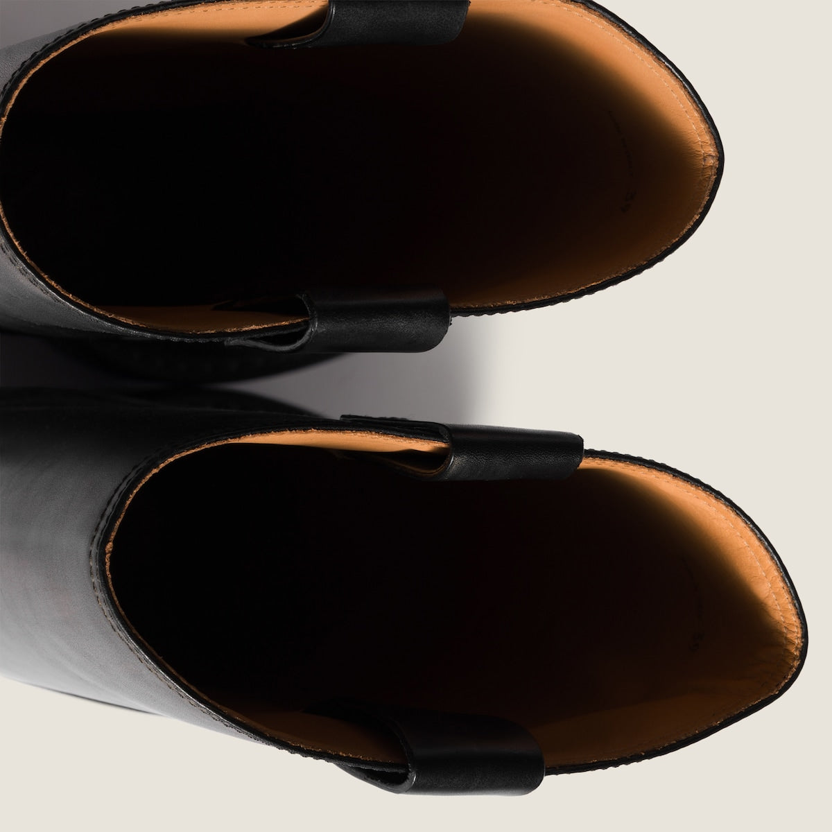 Leather boots in black