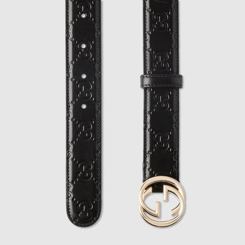 Belt with cross buckle