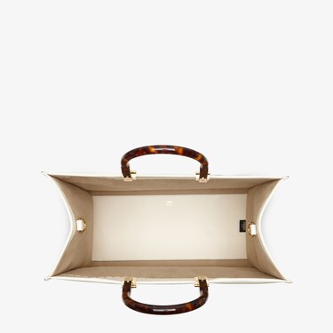 Fendi Sunshine Medium in white leather