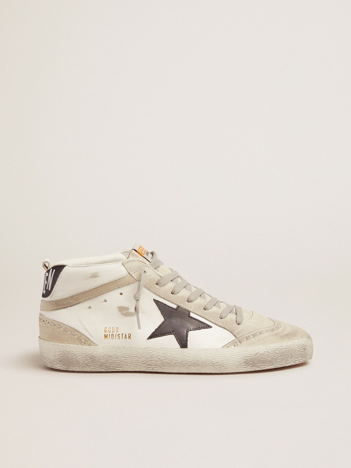 Mid Star white with black star