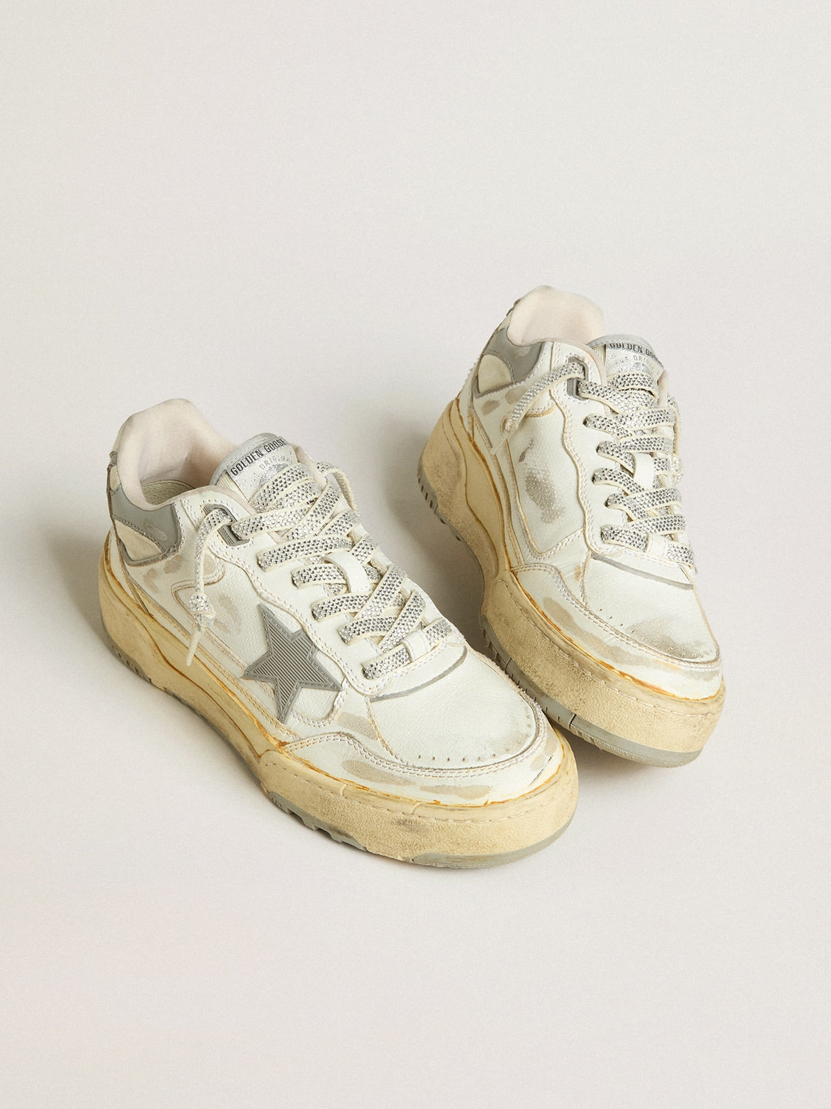 Forty2 in white leather with Swarovski crystal laces and star