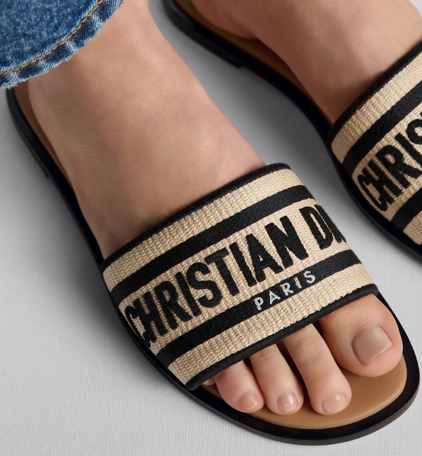Dway Sandal Beige/Black