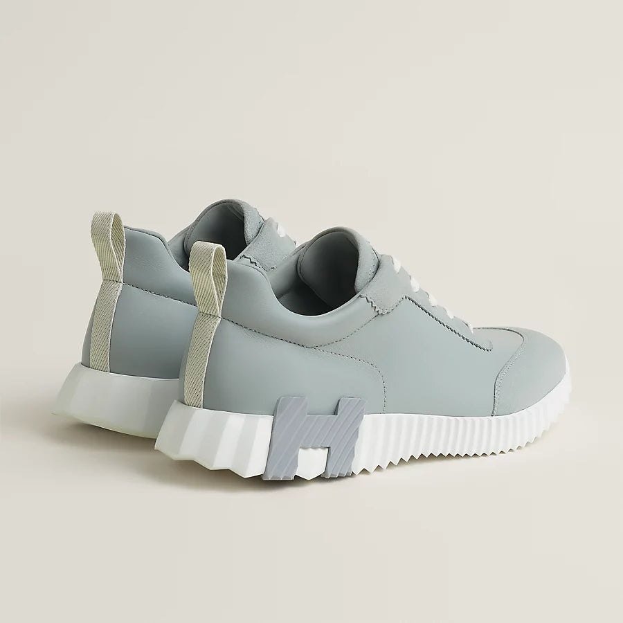 Bouncing sneaker grey
