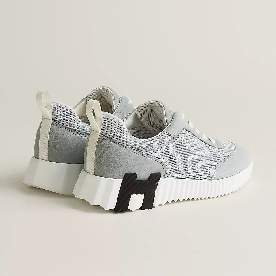 Bouncing sneaker grey nuance