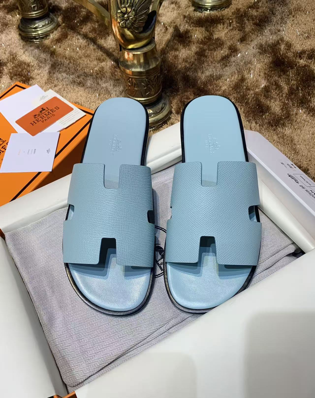 Herren-Sandalen Izmir aus hellblauem Epsom-Leder