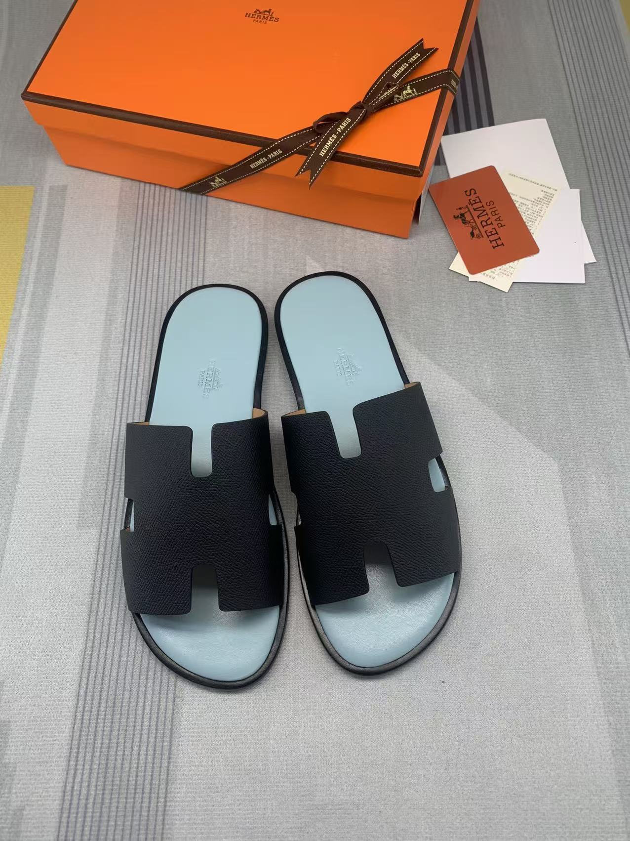 Herren-Sandalen Izmir aus schwarzem und hellblauem Epsom-Leder