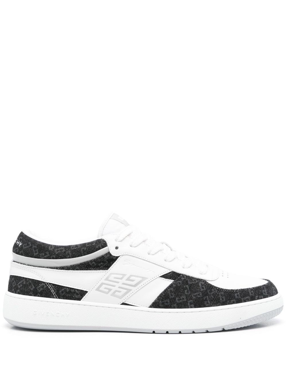 G-Move sneakers in black/white