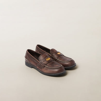 Leather loafers in a vintage look, brown