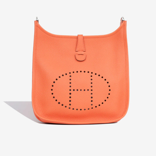 Evelyne PM 28 Fire Clemence
