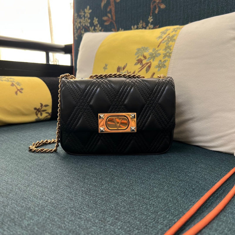 Small Quiltie 67 Schultertasche Schwarz