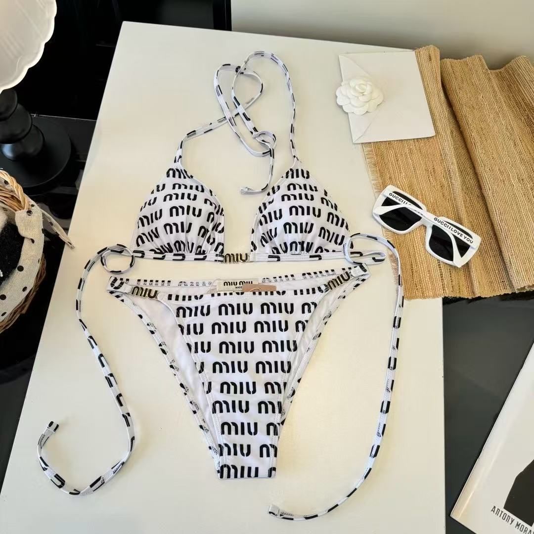 Bikini-Set mit Grafischem Schriftzug Weiß/Schwarz