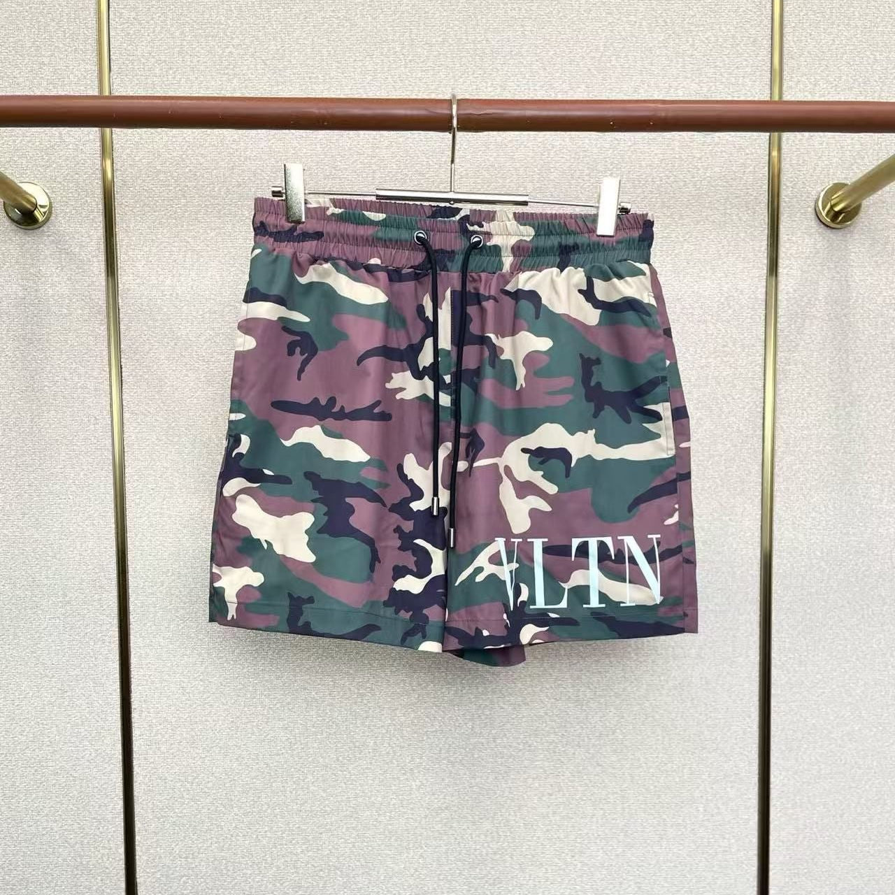 Badehose mit VLTN-Camouflage-Muster