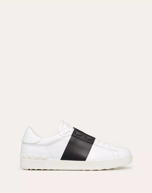 Low-Top Sneaker Open