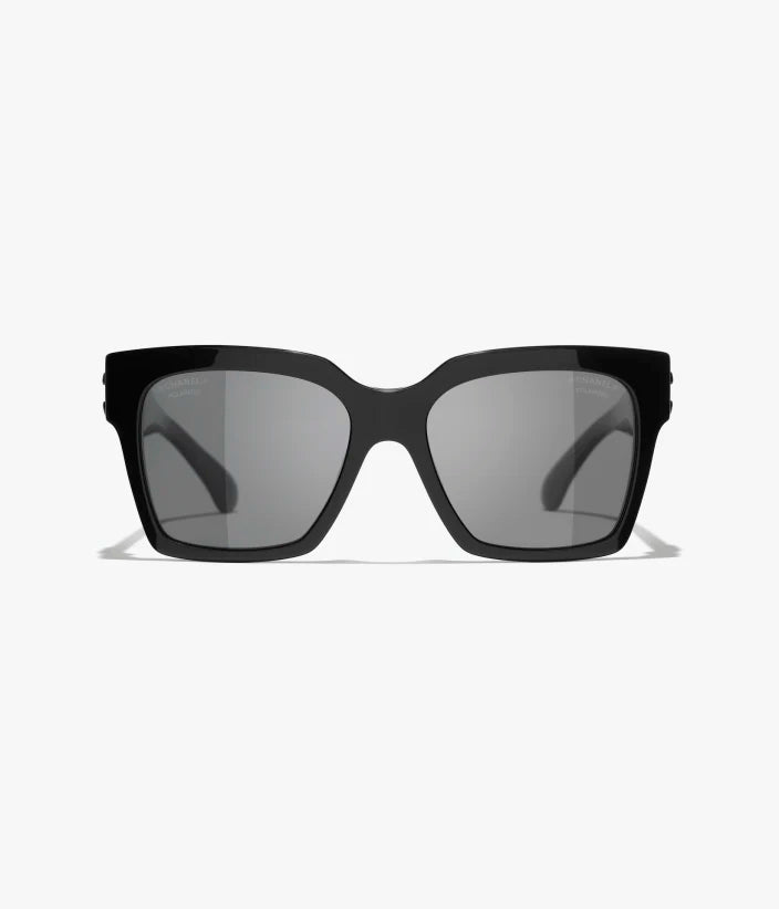 Butterfly-Sonnenbrille aus schwarzem Acetat mit schwarzen Gläsern