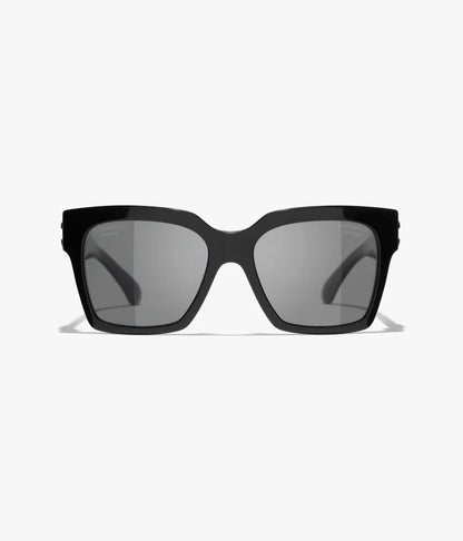 Butterfly-Sonnenbrille aus schwarzem Acetat mit schwarzen Gläsern