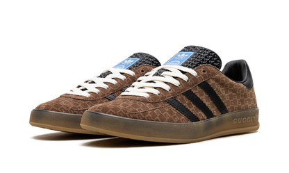 GG x Adidas Gazelle – GG Monogram – Braun