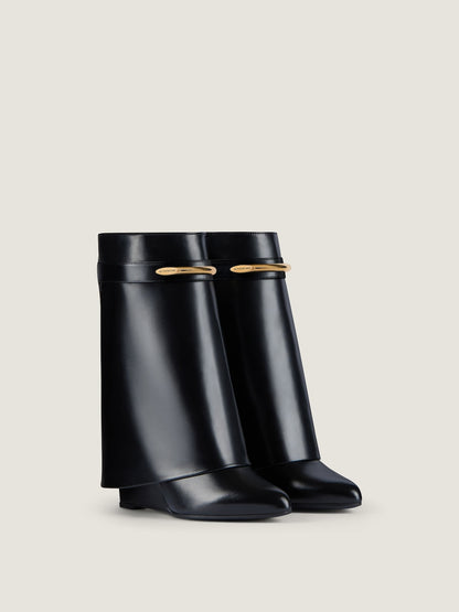 Shark-Stiefeletten aus schwarzem Leder