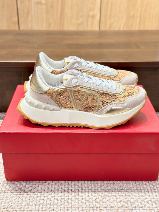 Lacerunner with suede trim Oro