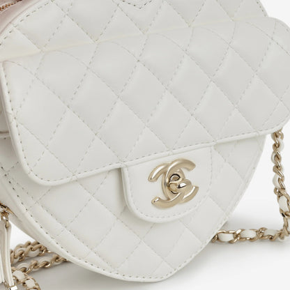 Große Heart Tasche aus weißem Lammleder