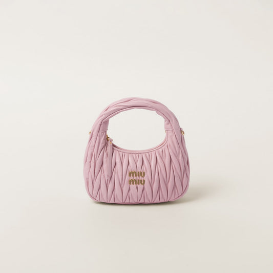 Hobo bag Wander small made of matelassed nappa leather in pink