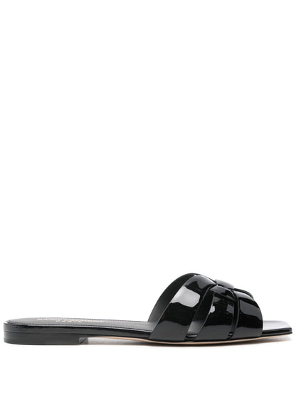 Tribute Sandalen aus schwarzem Kalbsleder