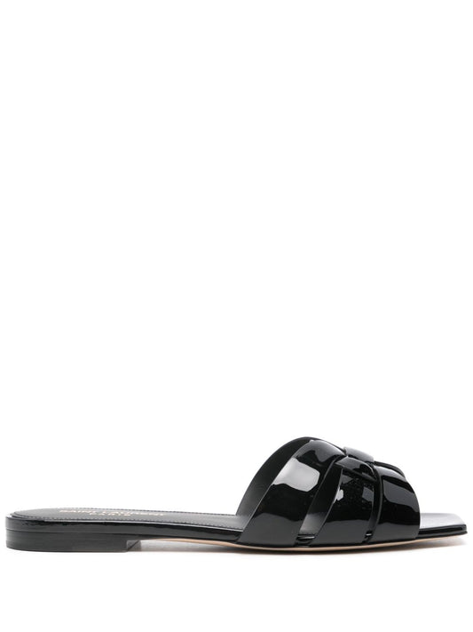 Tribute sandals in black calfskin