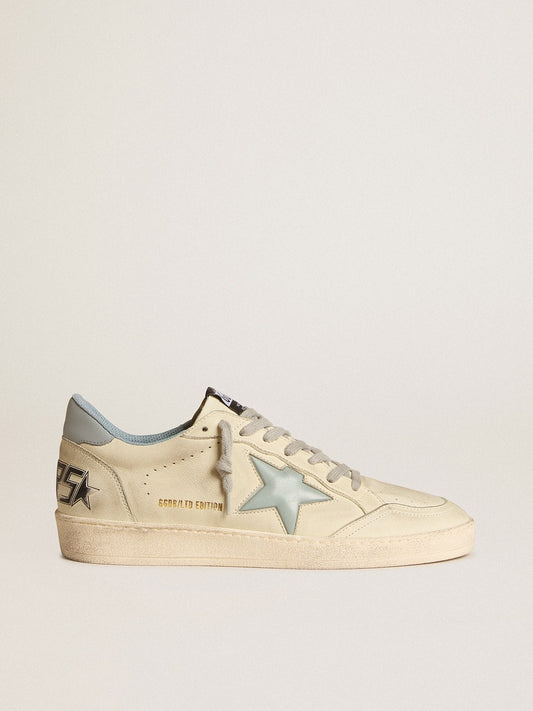 Ball Star LTD mit hellblauer Plastik-Stern und Leder-Fersenlasche
