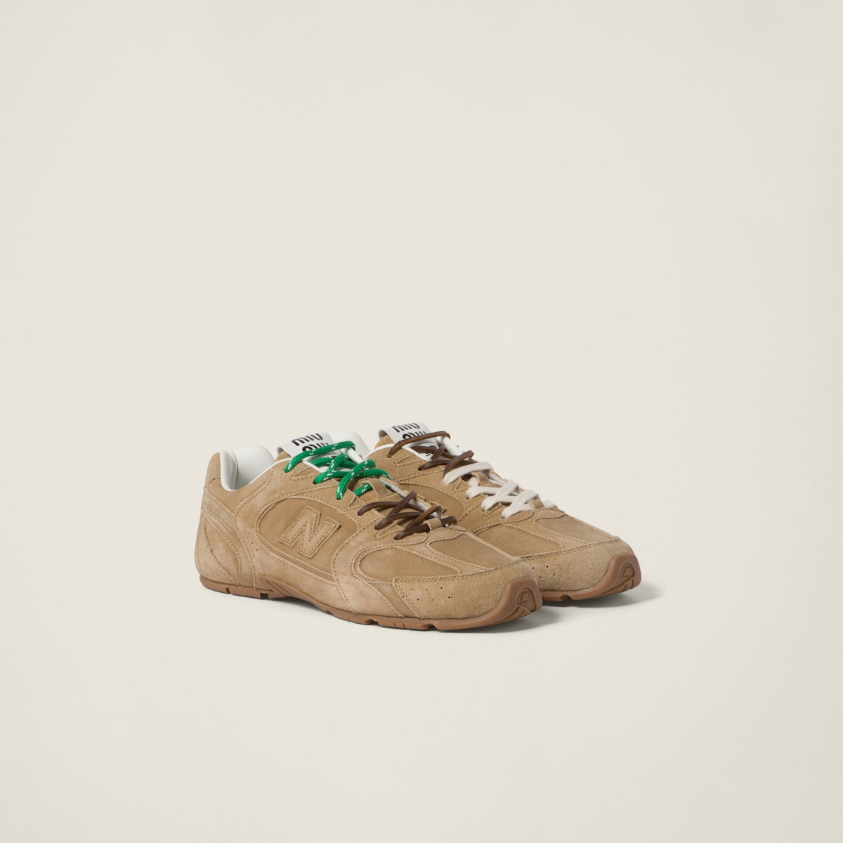 Sneakers NB X MM 530 SL aus Wildleder in Ecru