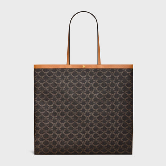 Große flache Shopper-Tasche aus Triomphe-Gewebe in Honig