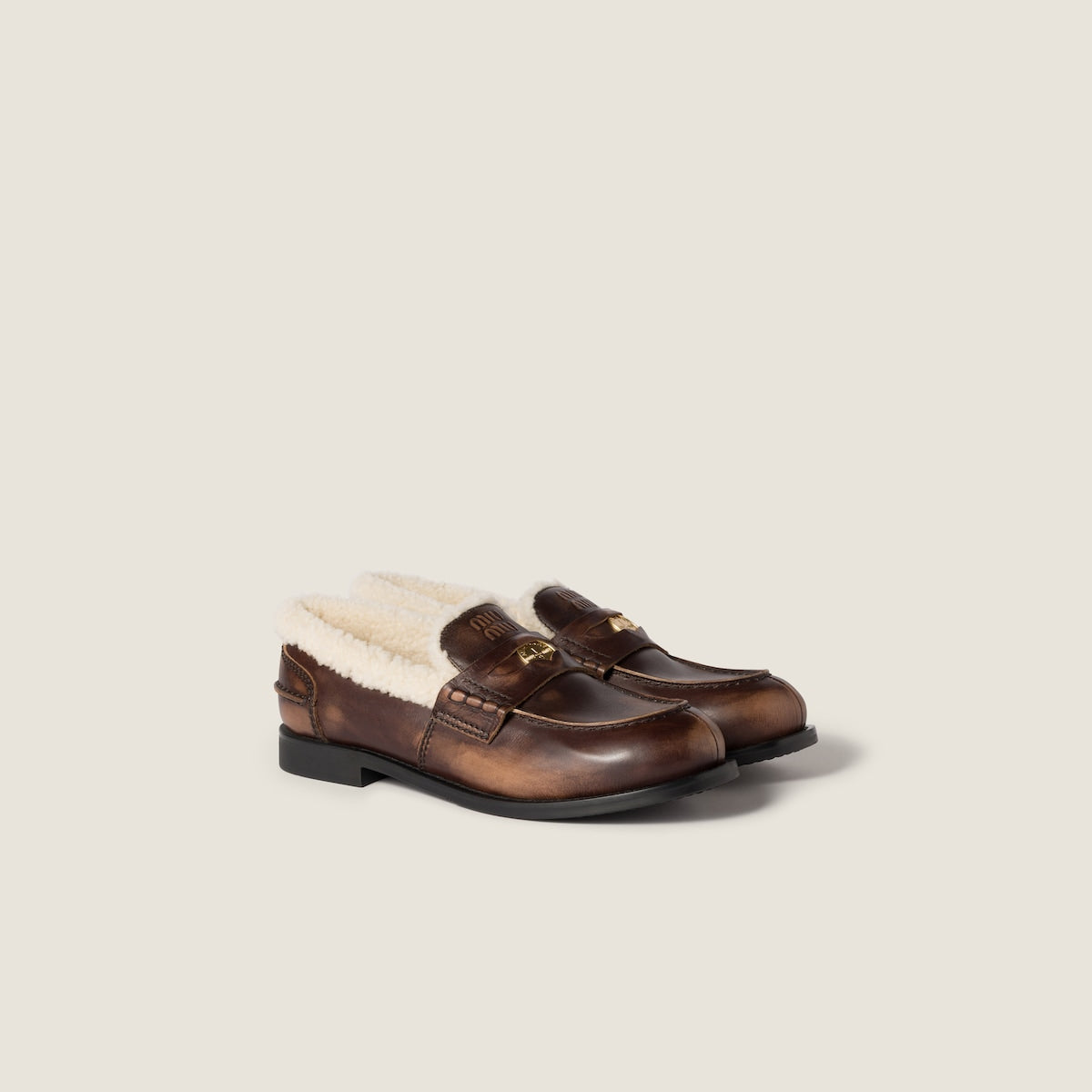 Loafers in washed leather and lambskin in brown